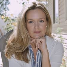 Amanda Phythian's Instagram, Twitter & Facebook