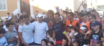 Tenisači srbije ostvarili su pobjedu na startu drugog izdanja atp kupa koji se ove godine igra u melbourneu. Djeca Opkolila Teniske Zvijezde Na Zadarskom Forumu Sportklub