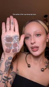 Cool tones forever 🖤