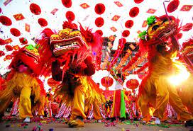 With the number of covid cases still in the thousands and nearly the whole nation placed under an extended movement control order (mco) now scheduled to end only on 18 feb, malaysians are expecting a rather quiet and toned down chinese. Mco 2 0 Full List Of Sop Released For Chinese New Year 2021 Klook Travel Blog