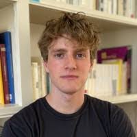 Liam Pruett's Instagram, Twitter & Facebook