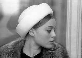 With josef kemr, magda vásáryová, nada hejna, jaroslav moucka. Wallpaper Magda Vasaryova Hd Unduh Gratis Wallpaperbetter