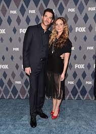 Lucifer star tom ellis returns to the yh studio where he discusses the irony of playing the devil on his hit fox show while coming from a family of. Wenn Der Teufel Heiratet Lucifer Darsteller Tom Ellis Hat Ja Gesagt
