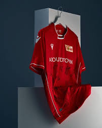 Bid here and do something for a good cause! Win Now 1 Fc Union Berlin Signed Jersey And 2 Vip Tickets Los Fur Lesbos