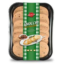 Gnocchi di semolino alla romana con l'aggiunta di funghi porcini surgelati e funghi secchi tritati.tutto in forno. Gnocchi Alla Romana Castello