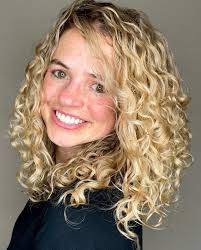 Took me some time to realize it was a bit of a process to get my fine curls  to turn out how I wanted but I'm thankful to have found what works