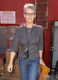 Jamie lee curtis's has starred in the fog in the year, 1980, prom night and also the movie, terror train. 160 Jamie Lee Curtis Ideen Jamie Lee Jamie Lee Curtis Schauspieler