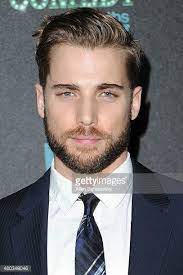 Pin By Stephanie Anderson On Mens Hair Celebrities Male Dustin Milligan Comedy Events