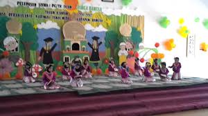 Simak ulasan terkait dekorasi panggung dengan artikel 32 konsep contoh dekorasi panggung tk sederhana dekorasi panggung berikut ini. Penampilan Anak Anak Tk Islam Bunga Bangsa Youtube
