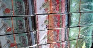 Kebetulan saat itu beliau sedang tidak ada klien yang datang untuk berkonsultasi. 12 Ciri Skim Cepat Kaya Ini Anda Patut Tahu Agar Tidak Terjebak