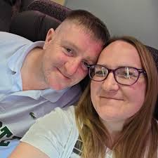 delete if not allowed. has anyone booked a package holiday with Thomas Cook  since they have became online only ? prices seem too good to be true