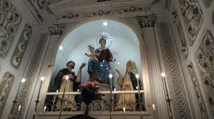 Al termine della celebrazione, l'arcivescovo ha benedetto la prima statua dedicata al beato, che è stata esposta nella parrocchia san francesco di paola di scafati. Montelepre Restaurata Cappella Della Madonna Di Pompei Video Tele Occidente