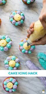 Dump Buttercream Frosting On Plastic Wrap And Roll It Up Tightly For The Ultimate Icing Trick Cake Icing Techniques Icing Tips Icing Techniques
