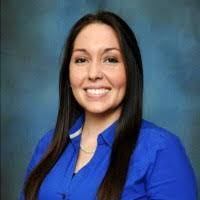 Deanna Hodge's Instagram, Twitter & Facebook