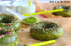 Donuts Sans Friture Au The Matcha Brian Iz In The Kitchen Desserts Asiatiques The Matcha Desserts Sucres