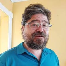 Please tell me an easy way to replace the windshield