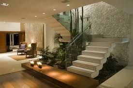 Effektvolle wandleuchten für flur und treppe Treppe Mit Glasgelander Fur Schickes Interieur Archzine
