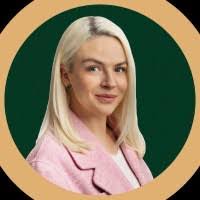 Barbara Messmer's Instagram, Twitter & Facebook