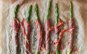 Maybe you would like to learn more about one of these? Ricetta Asparagi Verdi Al Forno Con Prosciutto Crudo Cook