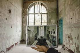 How a cure for wellness marries horror and beauty in set design. Wo Filme Legenden Entstehen Beelitz Heilstatten Blickgewinkelt