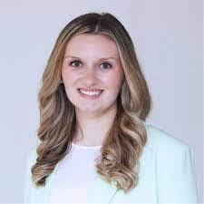 Kerry Lodge's Instagram, Twitter & Facebook