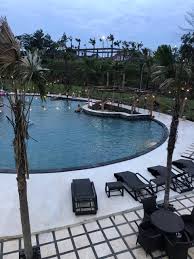 Ngintip Kolam Renang Keren Ataya Hotel Solo Kolam Renang Hotel Kolam