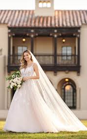 Check spelling or type a new query. 3d Florales A Linien Hochzeitskleid Mit Statement Rucken Stella York Wedding Dresses