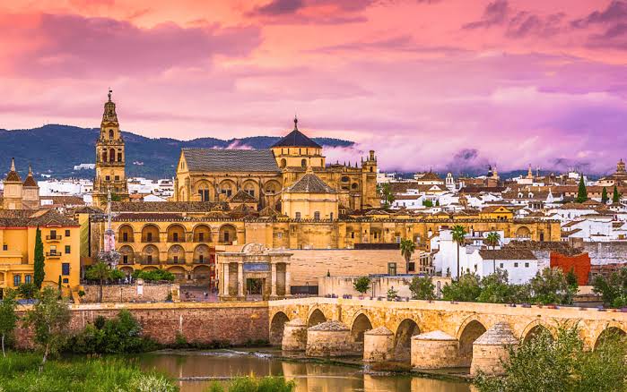 Cuál es la mejor época para visitar Córdoba?