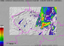 Worldwide animated weather map, with easy to use layers and precise spot forecast. Sledovali Jsme On Line Velmi Silne Bourky Zasahly Moravu U Prerova Se Vyskytly Kroupy O Prumeru 5cm Meteopress Predpoved Pocasi Aktualni Pocasi