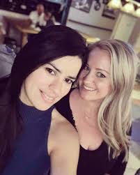 Can anyone recommend a bakery that makes a Lavender Cake?