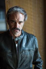 Steven Ogg (The Walking Dead, Westworld) talks Television, Music Memories,  and Leaving Home to Follow His Passions |