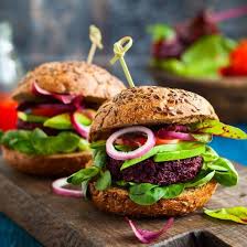 Burger Au Steak De Quinoa A La Betterave Recette Hamburgers Vegetariens Repas Vegan Betterave