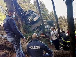 A cable car carrying 15 people has plunged to the ground in northern italy near the resort town of stresa on lake maggiore, killing 13 people, according to emergency services, with two children taken. Bsywbghvwjraqm
