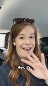 💸 $1.7 million raised in Q 3. 💵 $3.8 million since we launched. , 🙌  50,000 donors., 🤏 $39 average donation., ❌ 0 corporate PAC dollars., Let’s  go!