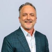 Kevin Clothier's Instagram, Twitter & Facebook