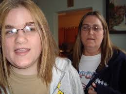 Mandi Davis's Instagram, Twitter & Facebook