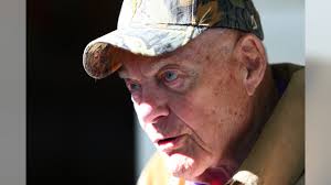 Bud Grant's Garage Sale Draws Vikings Fans from Across the U.S.