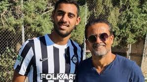 حاول أحمد ياسر ريان مهاجم النادي الأهلي المعار لصفوف الجونة استفزاز جماهير الزمالك التي كانت حاضرة خلال مواجهة الفريقين اليوم الأحد. Jwoff9rebvfwlm