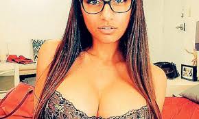 We would like to show you a description here but the site won't allow us. Mia Khalifa Dasbiber