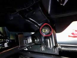Da das mj 2018 ja keine der golf 7 hat ja die schublade zumindest unter dem beifahrersitz. Anleitung Ablagefach Unter Dem Beifahrersitz Nachrusten Seite 11 Tuning Des Ateca Fk Seat Suv Ateca Forum