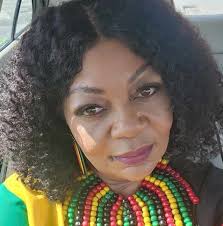 Kennedy Smith, daughter of Kelice Smith Dunagan and grand daughter of  Lolita M. Rivers, is a student at Mary G. Montgomery and a yellow Azalea  Trail Maid. Extracurricular activities include: Key Club,