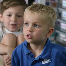 On Wednesday at MOSAIC, students learned to round numbers, created drawings  with oil pastels and practiced identifying emotions within the Zones of  Regulation. 💙 #msdr9