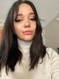 What hair color and style would look best