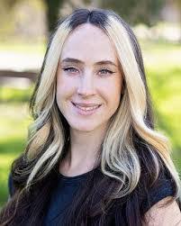 Marcy Bell's Instagram, Twitter & Facebook