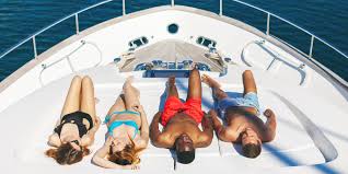 This is a sharing houseboat for budget travelers to experience kerala backwaters. I Became A Swinger During A Tenth Anniversary Cruise With My Husband