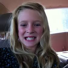 Ellie Hammond (@monkeyfoul)