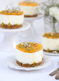 Ihr Lieben Nach Der Vielen Weihnachtsbackerei Darf Der Backofen Auch Mal Kalt Bleiben Findet Ihr Nich Einfacher Nachtisch Desserts Ohne Backen Maracuja Torte