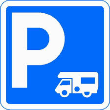 Le policier municipal passe le soir pour recupérer 5€ donnant acces à de l'eau ou de l'électricité. Borne De Services Et Aire De Stationnement Camping Car De Cordes