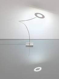 Kushi est une magnifique lampe à poser au design original et élégant de la marque italienne kundalini, créé par les designers alberto saggia et. Lampes A Poser Catellani Smith