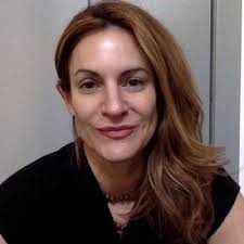 Marisa Sergnese (@simplyeno)